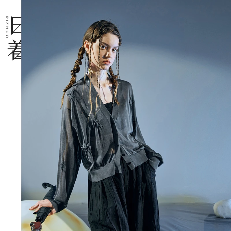 日着原创2025夏季新款莱赛尔天丝微透立体印花独特开衫女RD2281M0