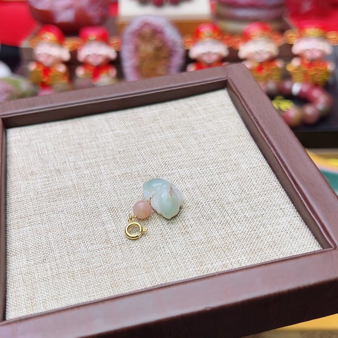 石英质玉盐源玛瑙定制未镶嵌