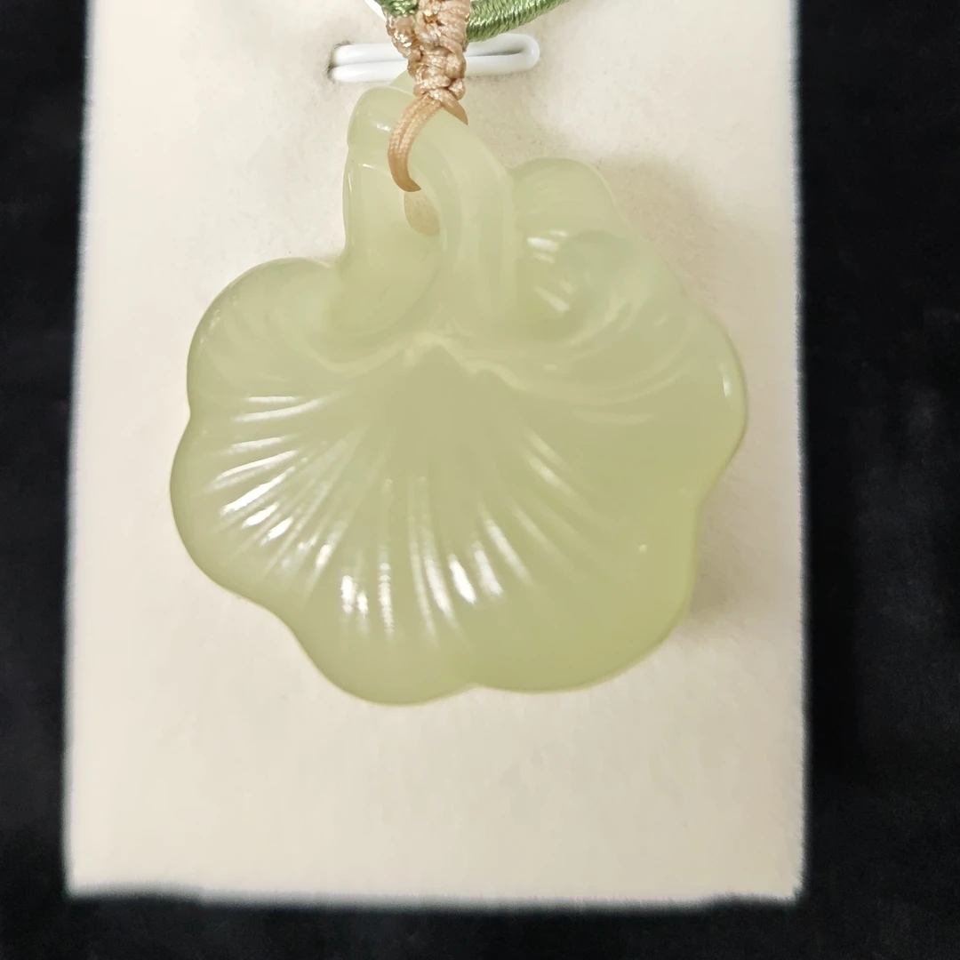 【国检证书】天然和田玉黄口料金枝玉叶吊坠女款银杏吊坠挂件项链