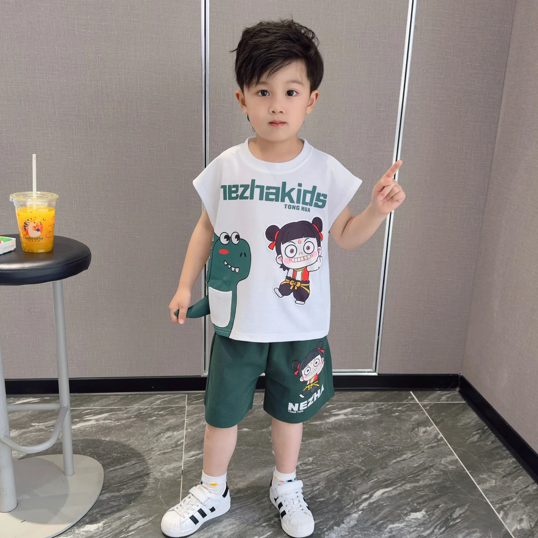 哪吒男童夏装无袖套装2025新款酷帅洋气男孩薄款背心短裤衣服