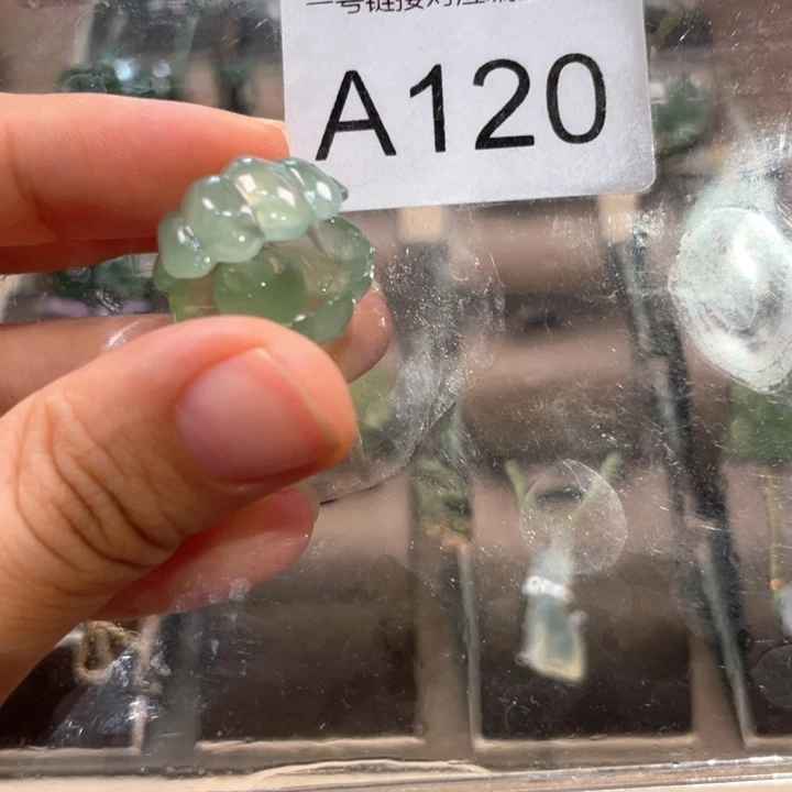 蛇纹石玉未镶嵌吊坠(赠链)