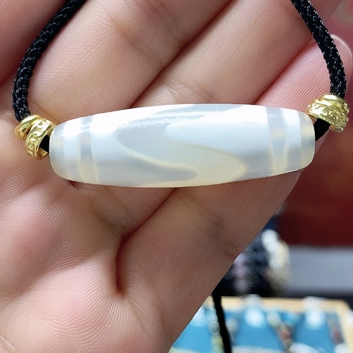 玛瑙/玉髓颈饰合金