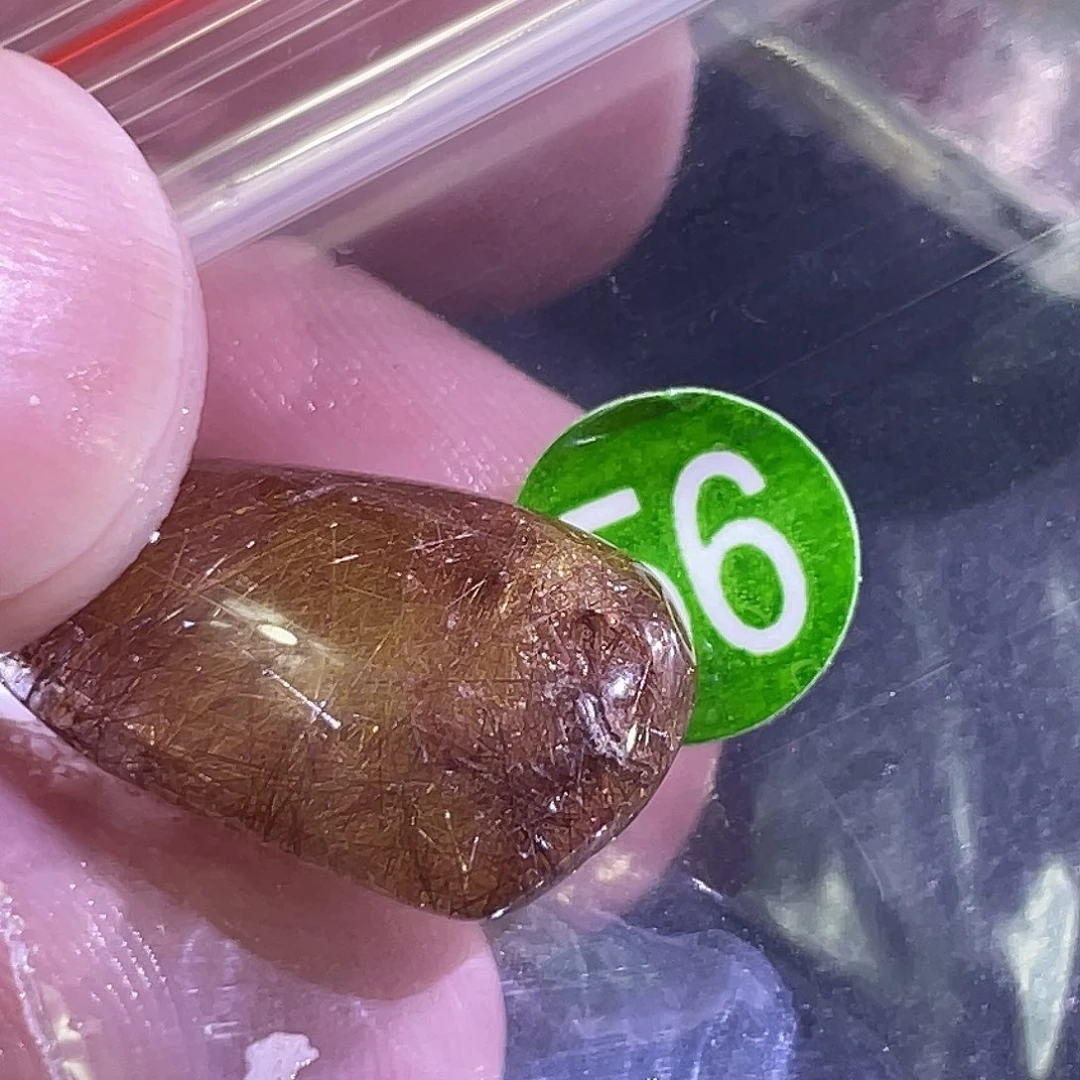 用***5未镶嵌水晶吊坠(赠链)