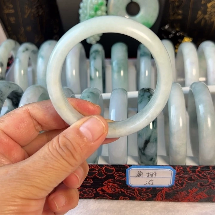 翡翠未镶嵌手镯天然