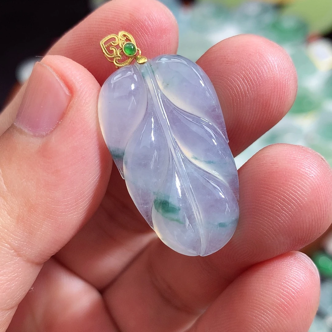颈饰未镶嵌翡翠叶子