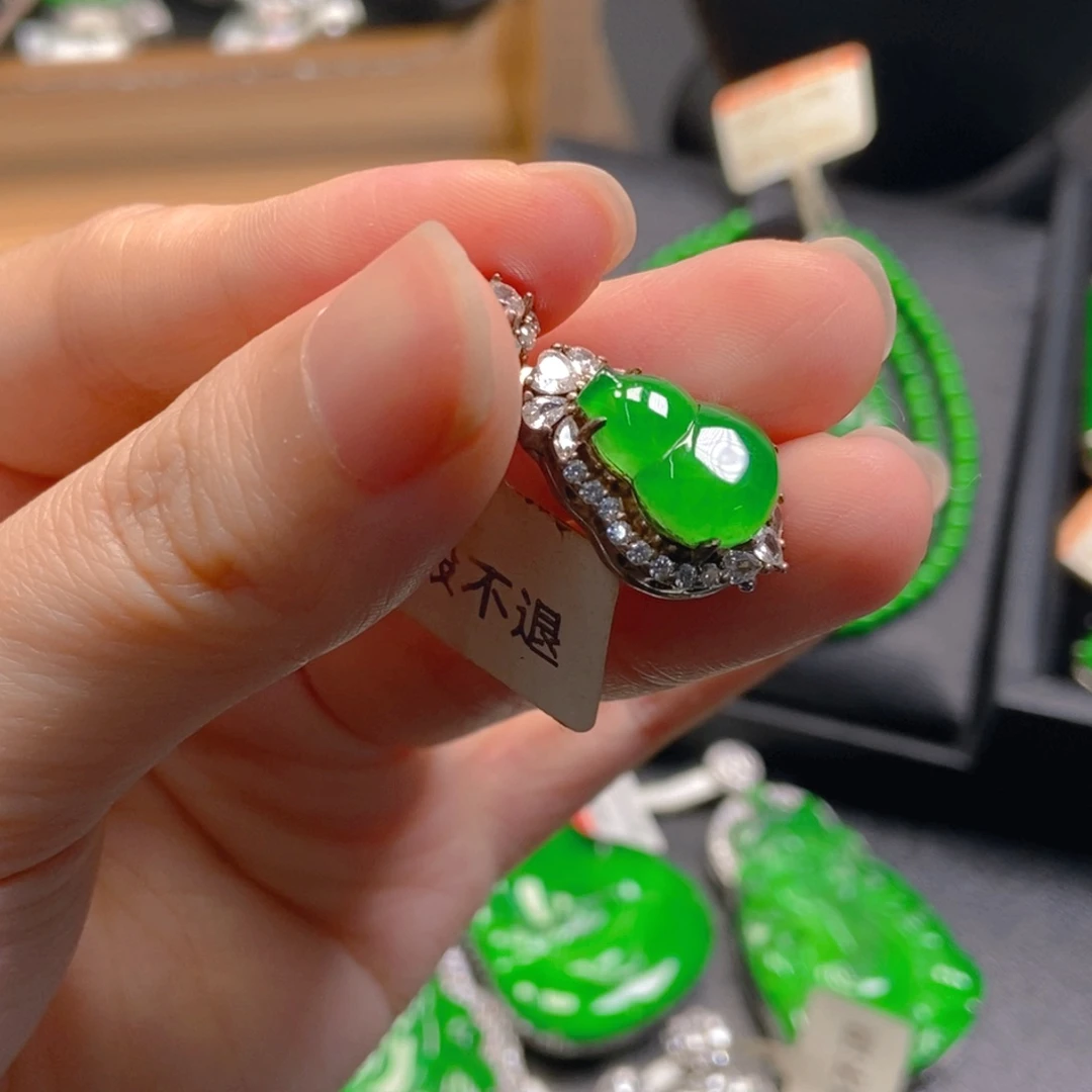 翡翠银S925镶嵌吊坠(不含链)