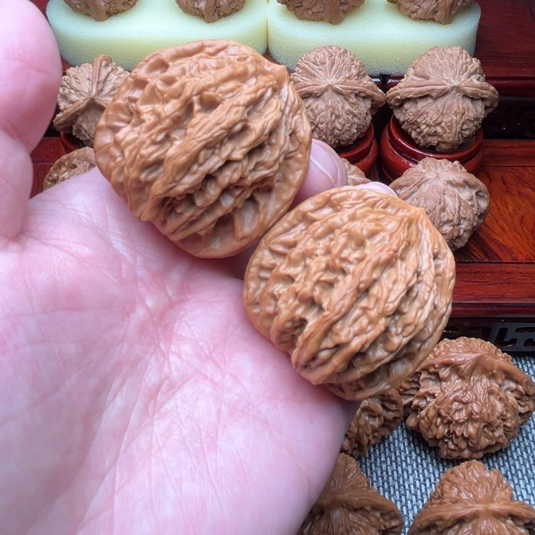 文玩核桃吊坠麦穗虎头42尺