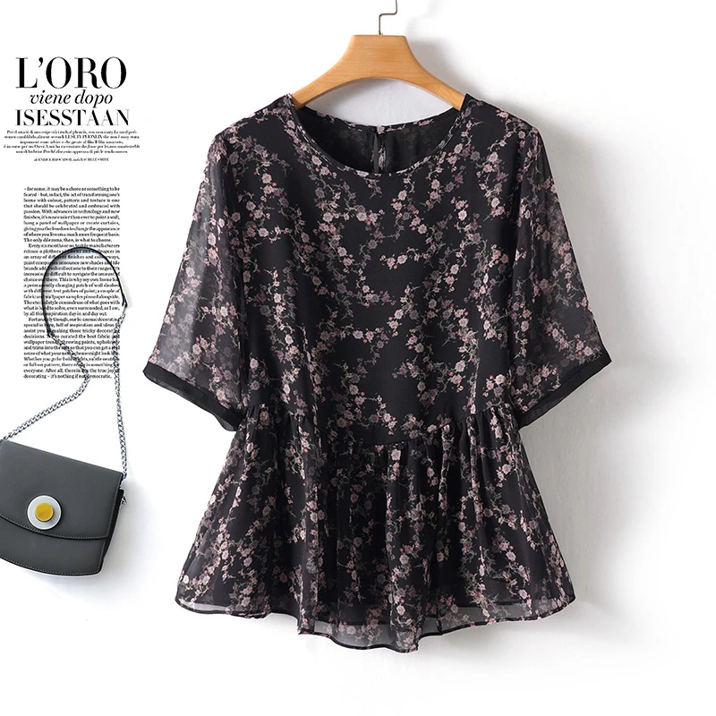 碎花中老年女装小衫遮肚休闲宽松型桑蚕丝大码短款薄款修身型上衣