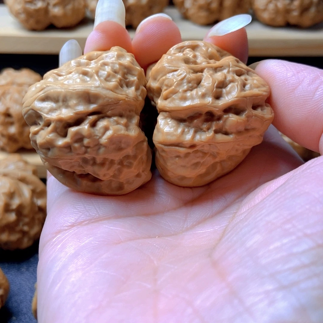 阿***昭吊坠文玩核桃蛤蟆头