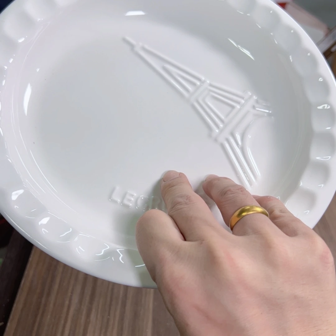 陶瓷白色铁塔深盘