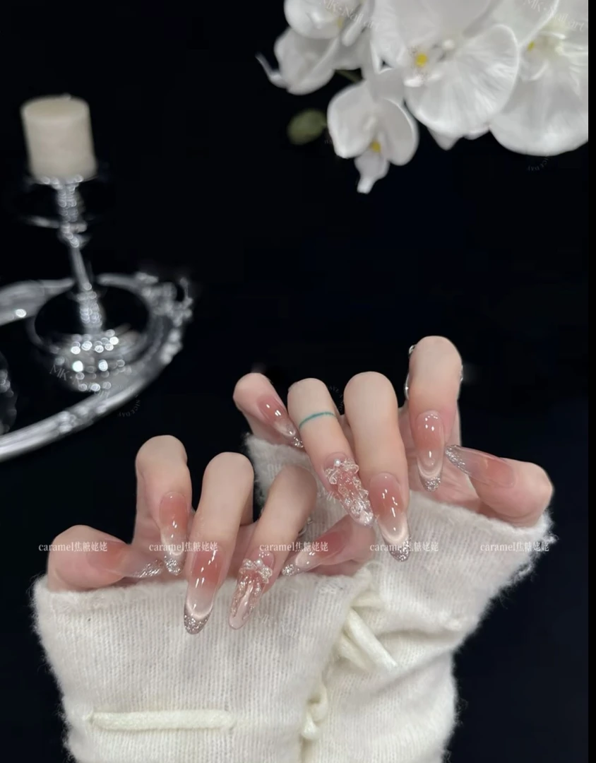 【银河蝶梦】温柔显白粉色微笑猫眼爆闪指尖美甲穿戴甲片猫眼美甲