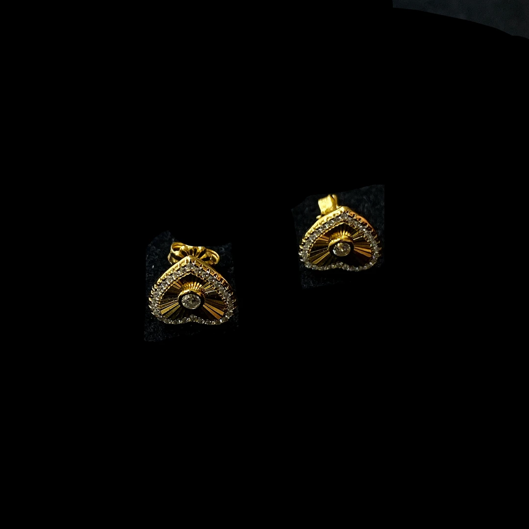 925银耳饰 V9364 银 耳 钉.（多样性，发一）