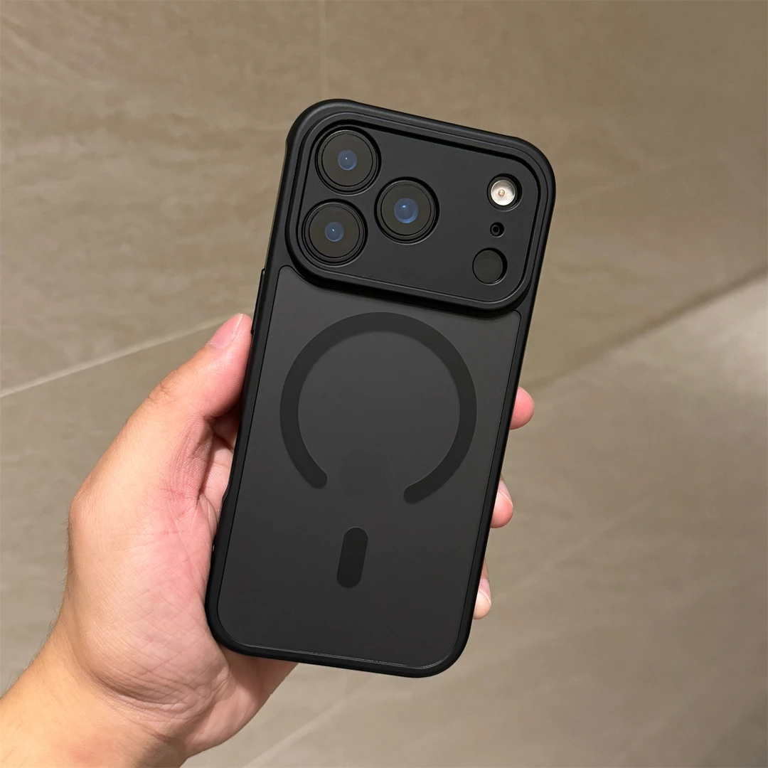 适用iphone17promax手机壳磨砂苹果16pro磁吸壳15防摔14PM全包13p