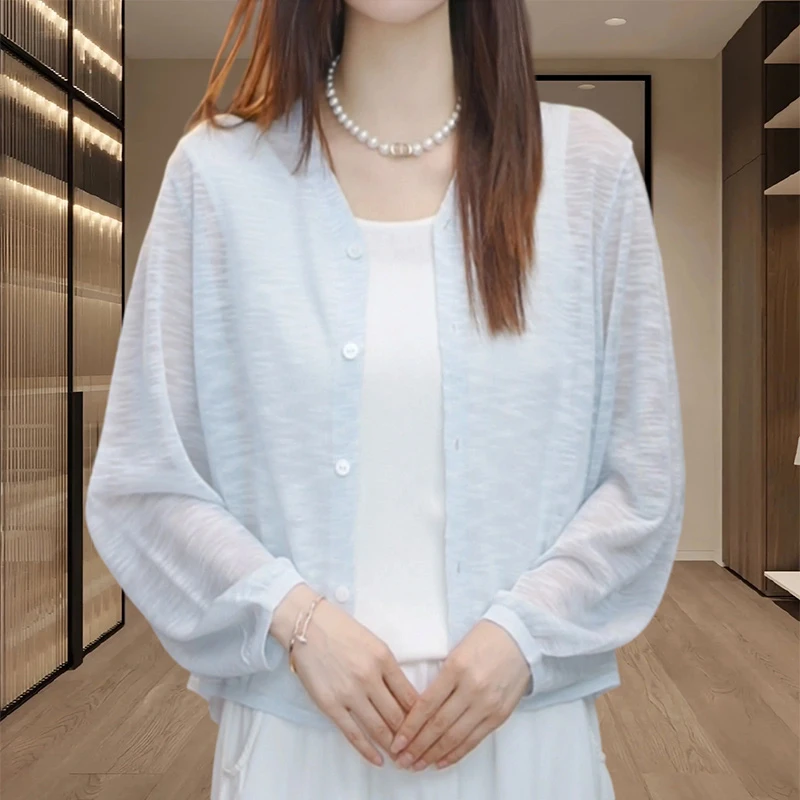 百搭宽松显瘦V领针织长袖衬衫女生2026年夏季新款轻薄纯色防晒衣