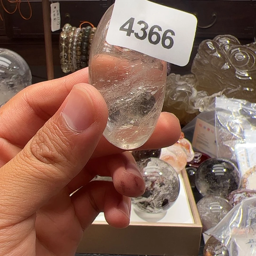 请***铭未镶嵌水晶大型摆件（非配饰）