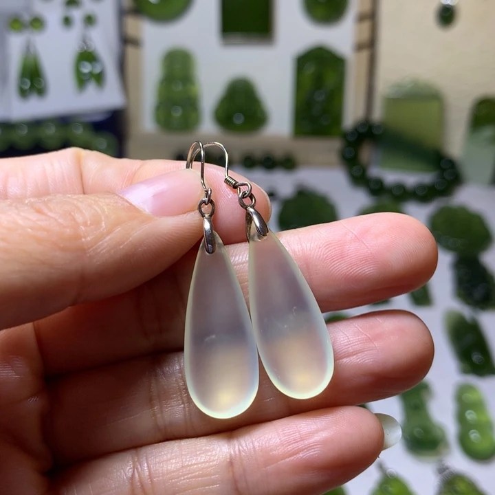 岫玉耳环银S925镶嵌耳环