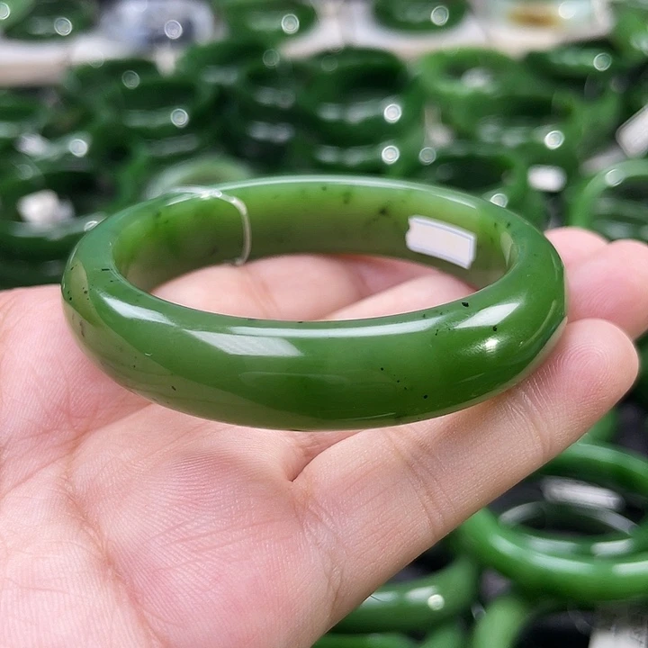 未镶嵌手镯和田玉（碧玉）