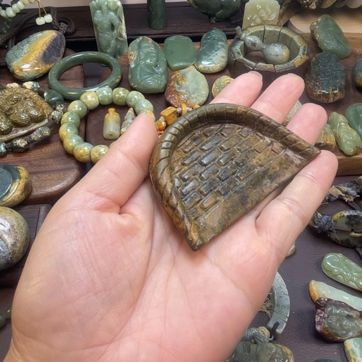 岫岩河磨玉（透闪石质玉）未镶嵌珠宝半成品