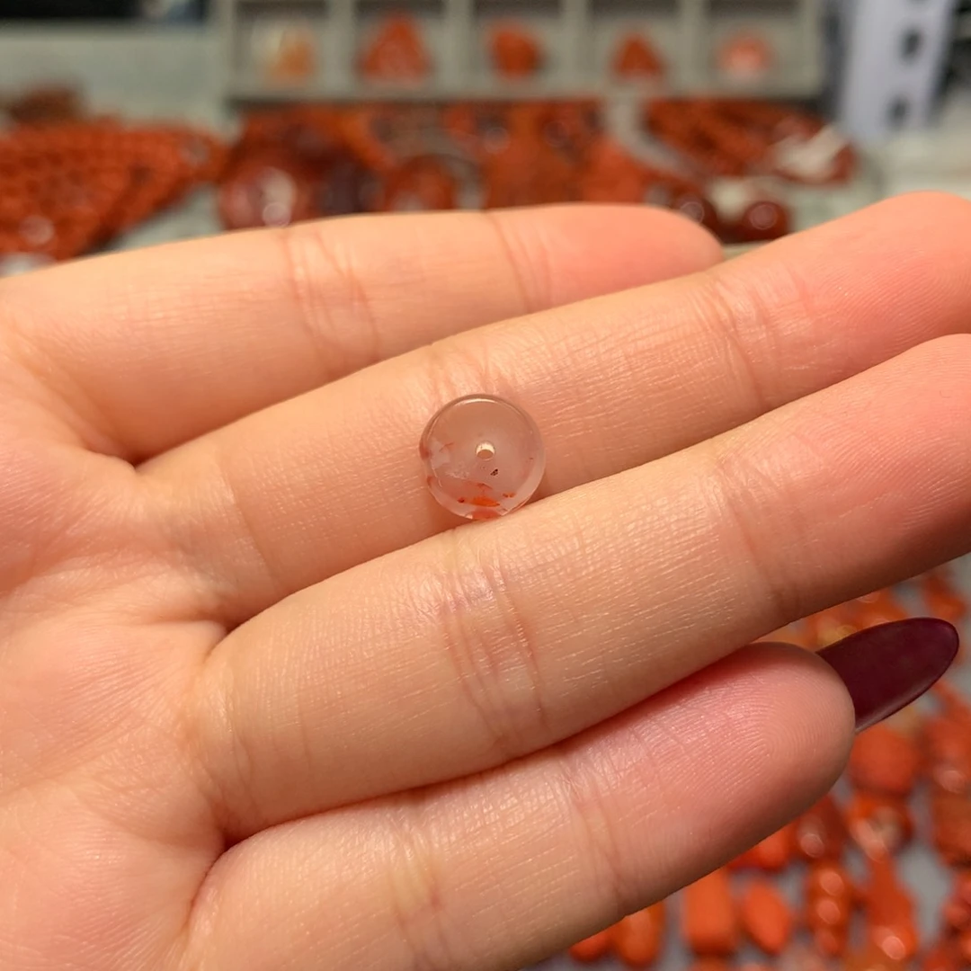 【闪购商品】南红玛瑙配饰未镶嵌美**秦