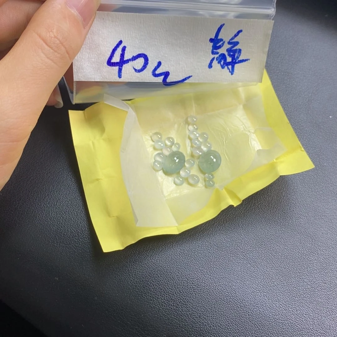 定制翡翠未镶嵌静*翡翠