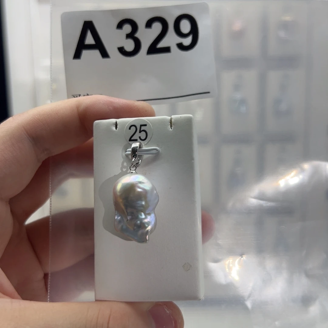 淡水珍珠合金颈饰