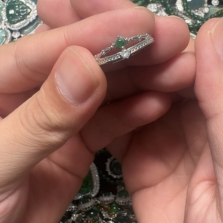 翡翠未镶嵌颈饰天然A货翡翠放漏