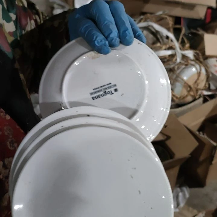 摆件陶瓷盘子碗啥都有