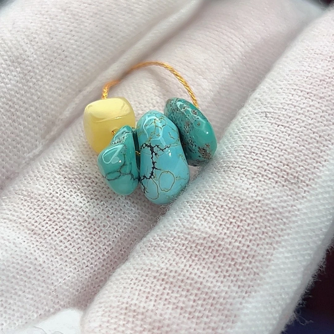 蜜蜡未镶嵌珠宝奇石