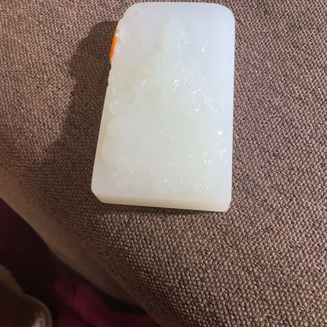 和田玉挂件未镶嵌醒**生