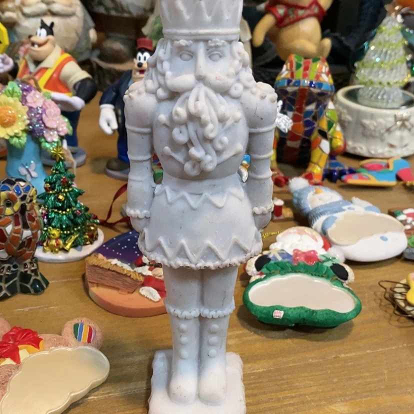 【闪购商品】树脂制品小***。树脂工艺品摆件等产品