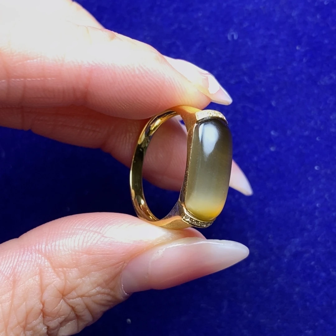ʚ***ɞ和田玉18K金镶嵌戒指