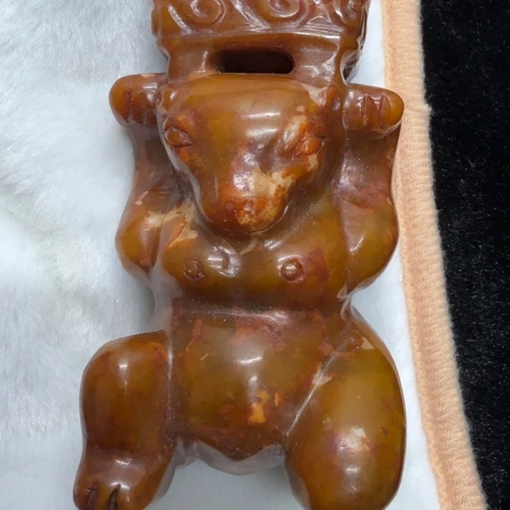 大***简和田玉（糖玉）未镶嵌颈饰未镶嵌未镶嵌挂件
