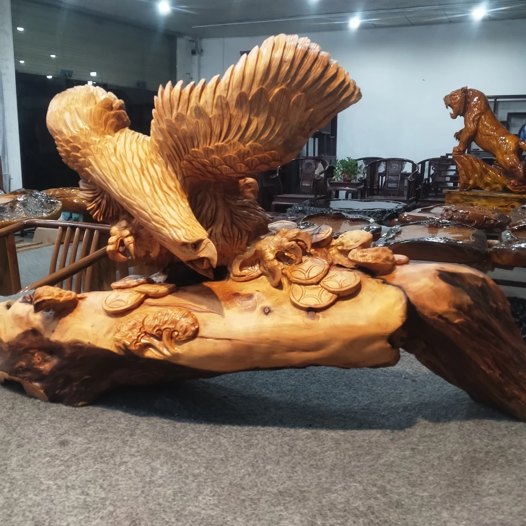 雄鹰展翅 摆件，手工雕刻，崖柏，整木雕刻家用创意玄关摆件
