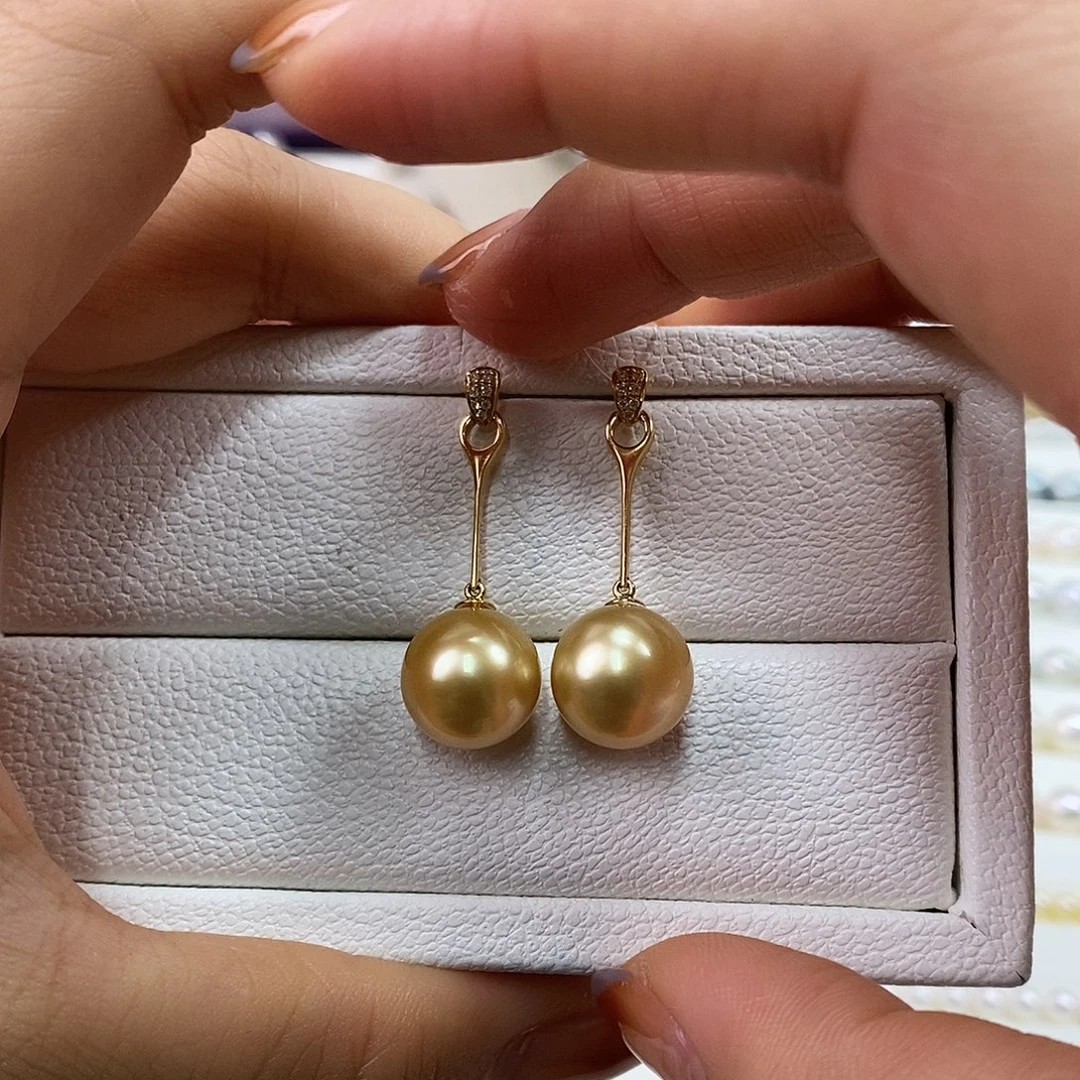 耳饰18K金镶嵌海水珍珠11.8m南洋金珠耳环（微微瑕）