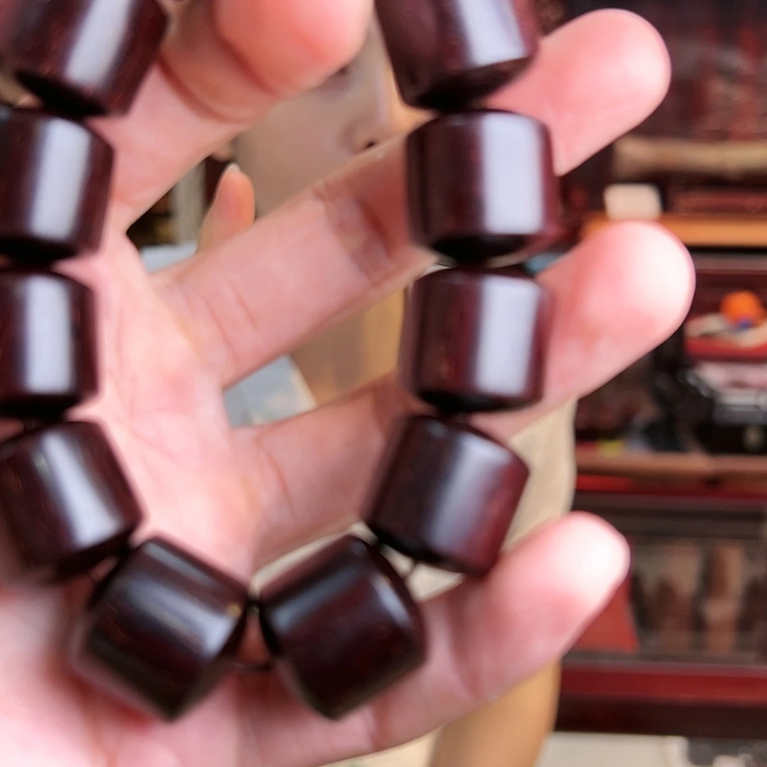 小叶紫檀手串/手链1.8桶珠，满星xy18009