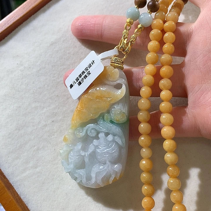 翡翠未镶嵌颈饰翡翠吊坠