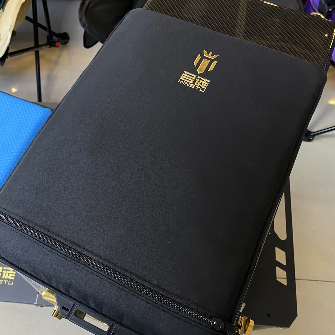 名徒自发热坐垫钓椅钓箱通用野钓专用钓鱼椅加大恒温保暖座垫