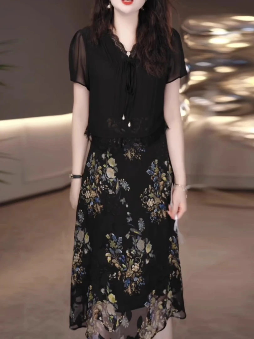 M1759 夏季25年新款高档洋气新中式收腰显瘦气质妈妈连衣裙女时尚