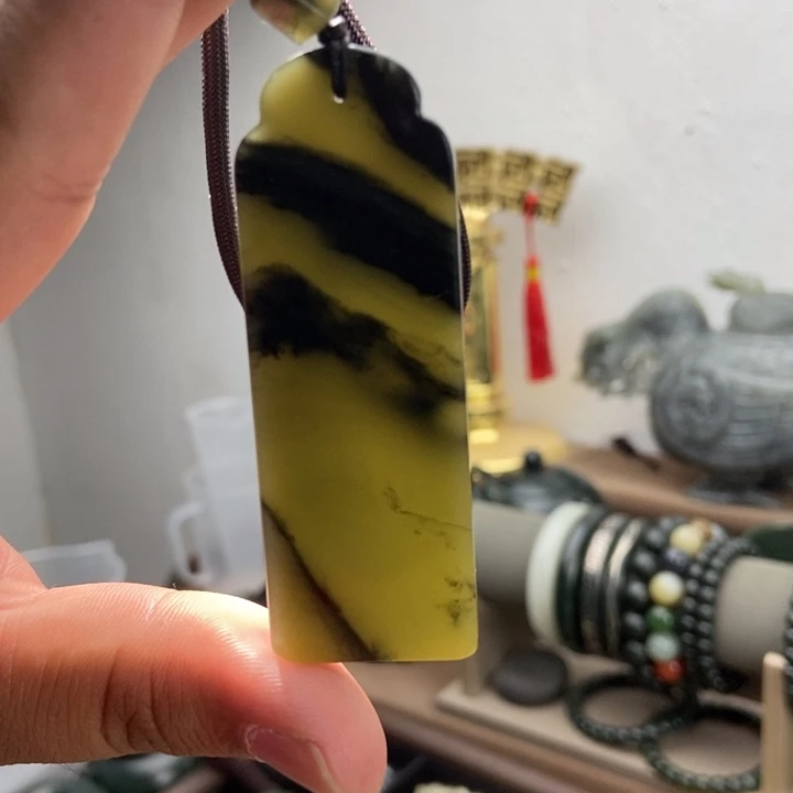 未镶嵌和田玉把件