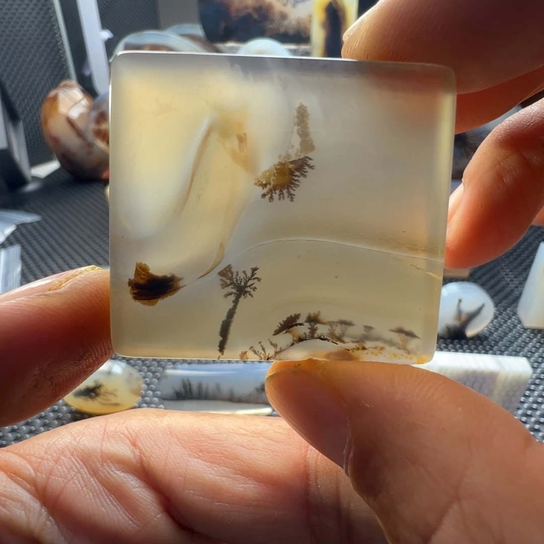 未镶嵌玛瑙/玉髓珠宝奇石