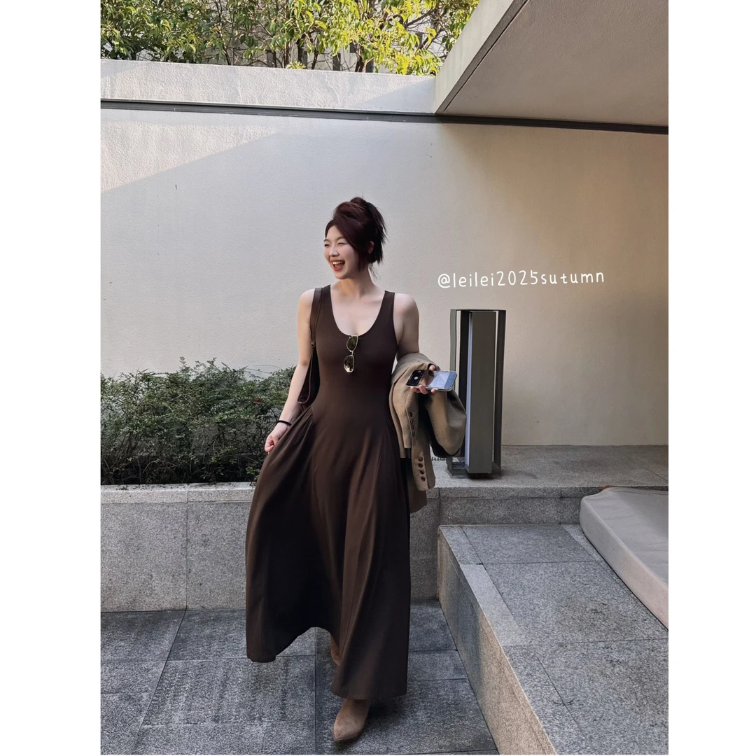 晶咕【莫妮卡！】气质高级感U领无袖背心连衣裙