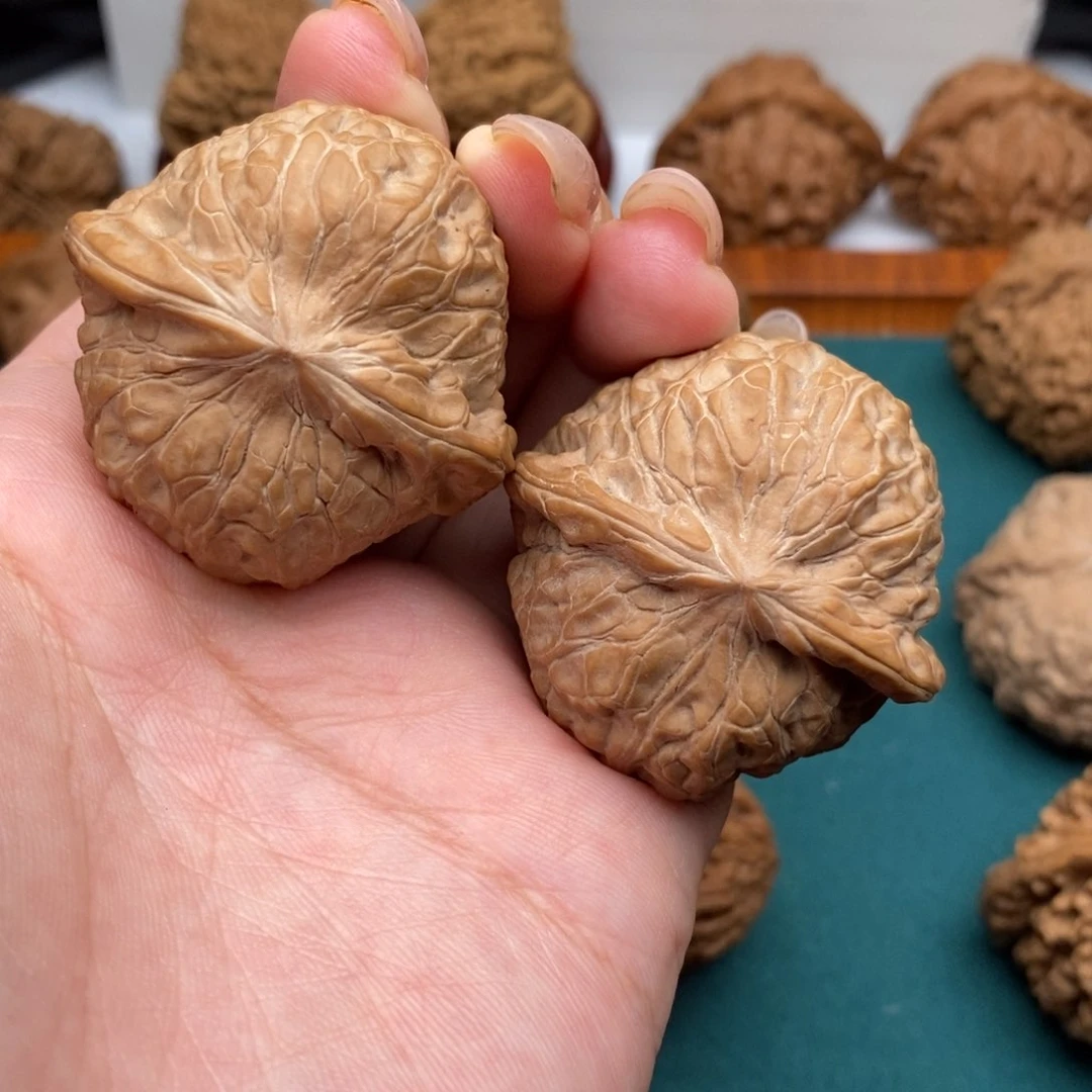 把件文玩核桃周*龙42全品南瓜墩