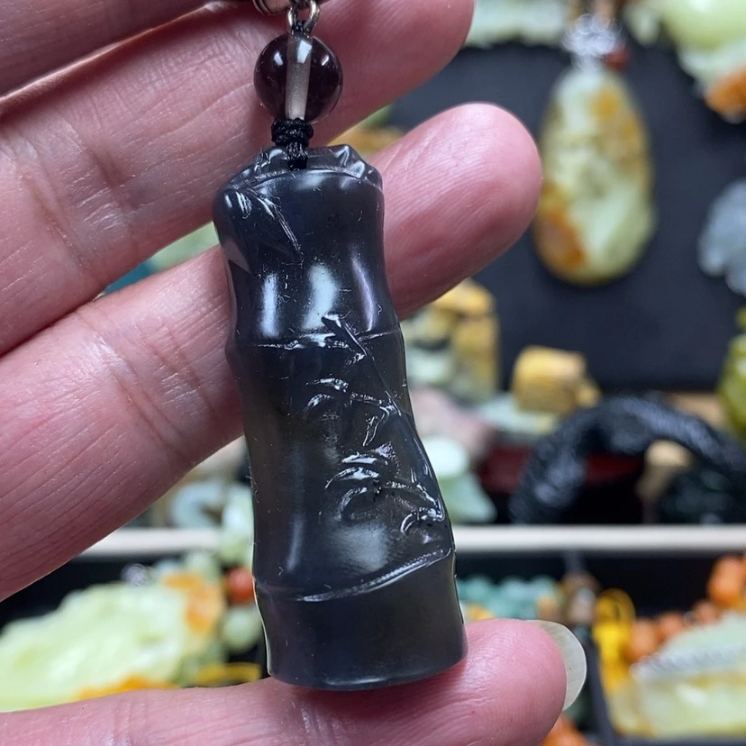 【闪购商品】蛇纹石玉吊坠未镶嵌