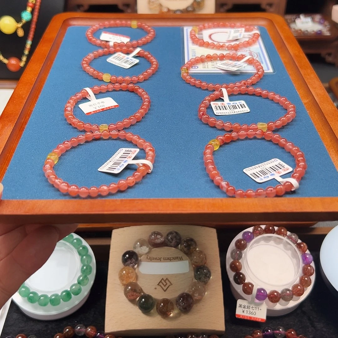 南红玛瑙未镶嵌手链