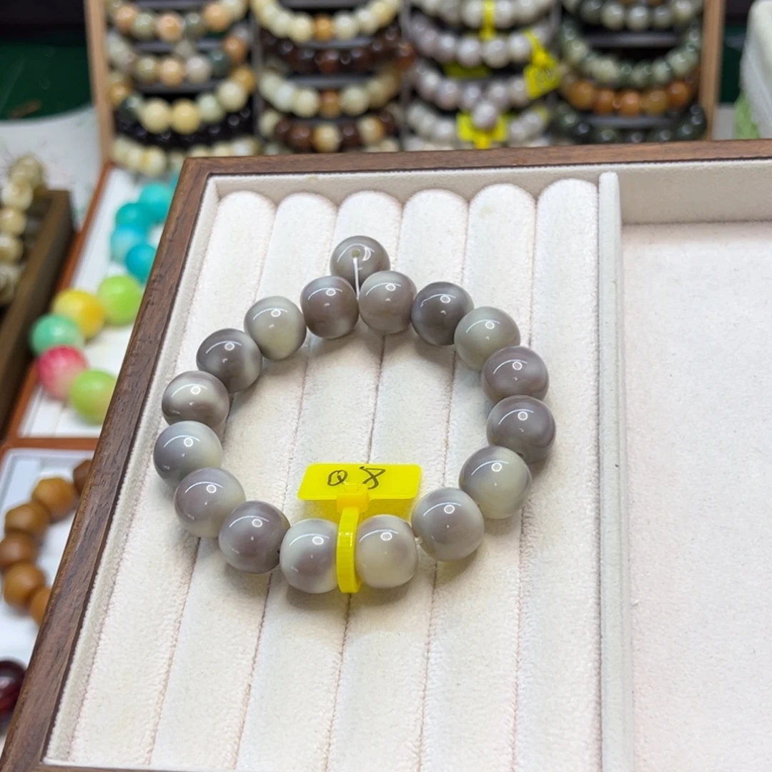 手串菩提根/象牙果卡14苹果紫色系玉化全品