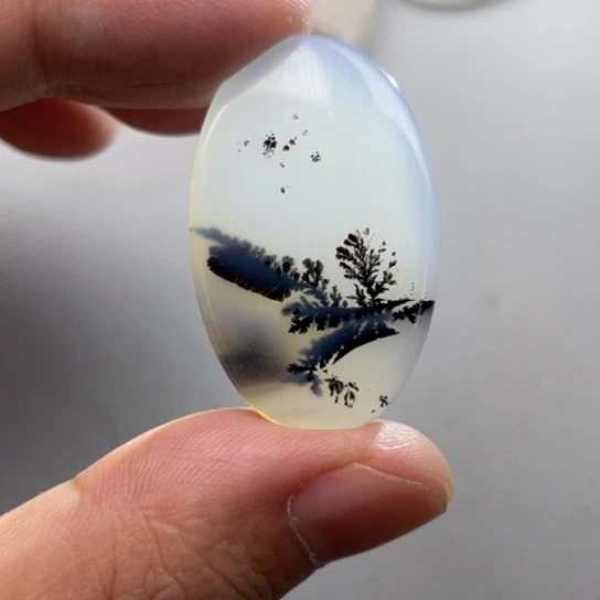 玛瑙/玉髓颈饰未镶嵌观*在