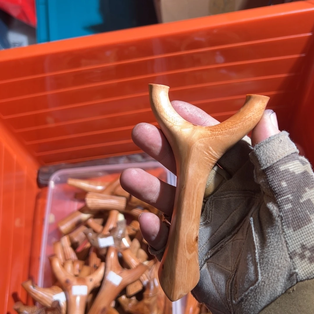 @***学火琉璃树杈木弓手工制作