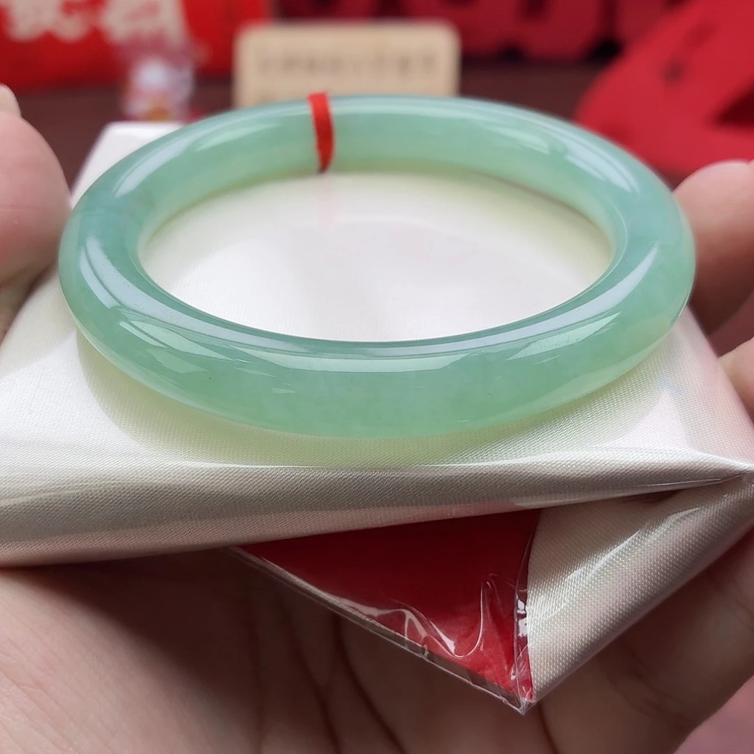 未镶嵌手镯翡翠31号冰绿