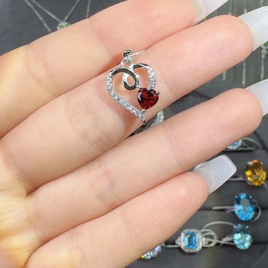 吊坠(不含链)银S925镶嵌石榴石0.85