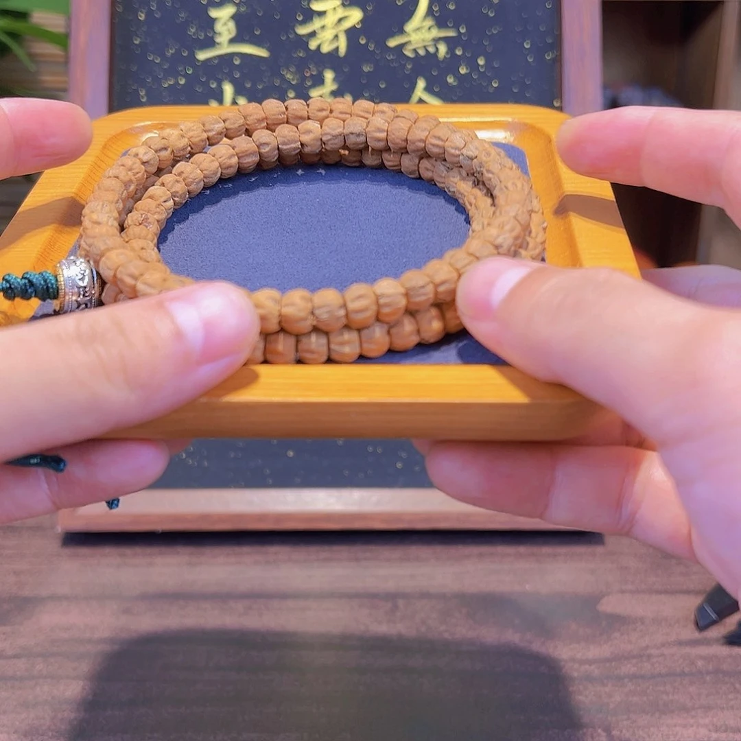 烈***独柏香籽/百香籽吊坠